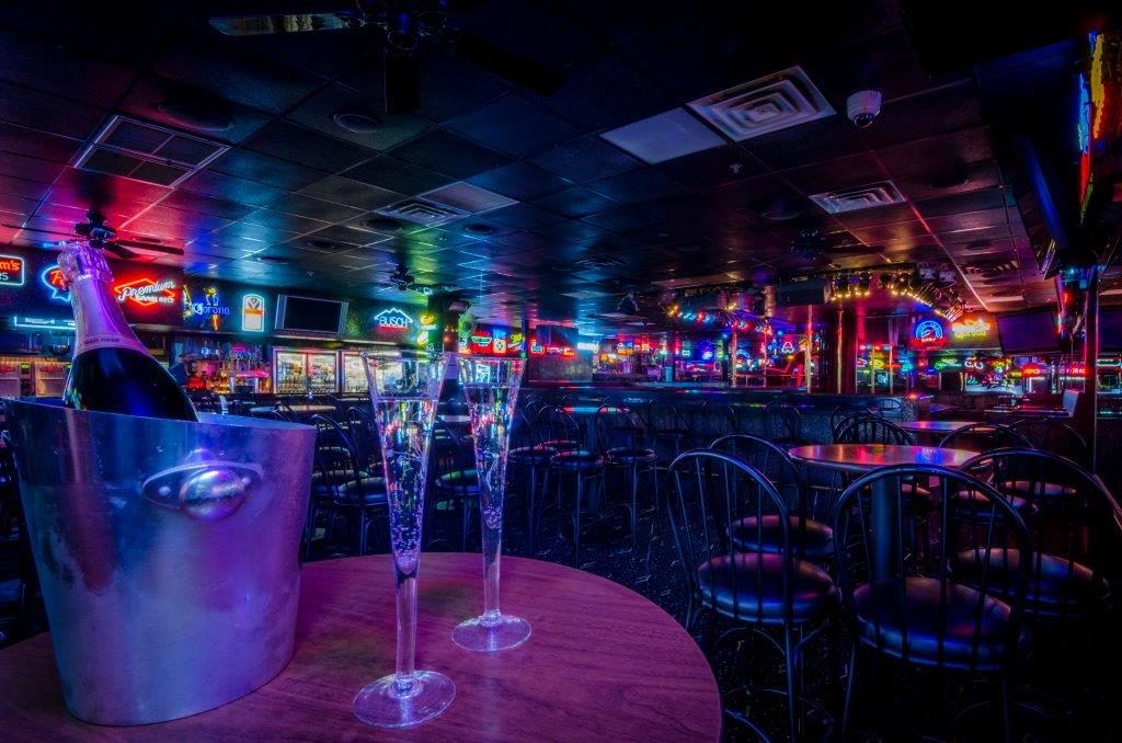 King of Diamonds - Detroit Strip Club Guide